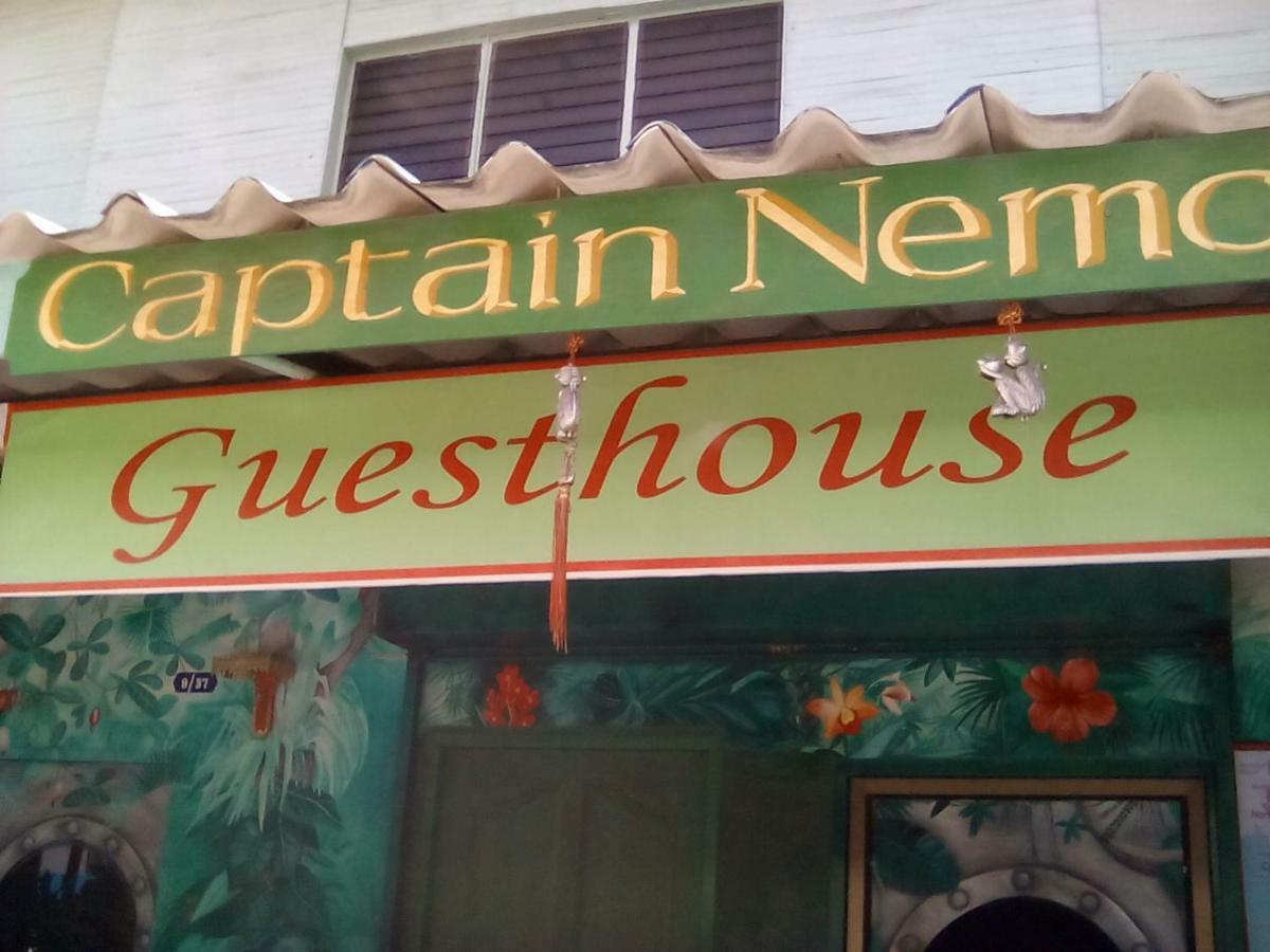 Captain Nemo Guesthouse 코타오 외부 사진