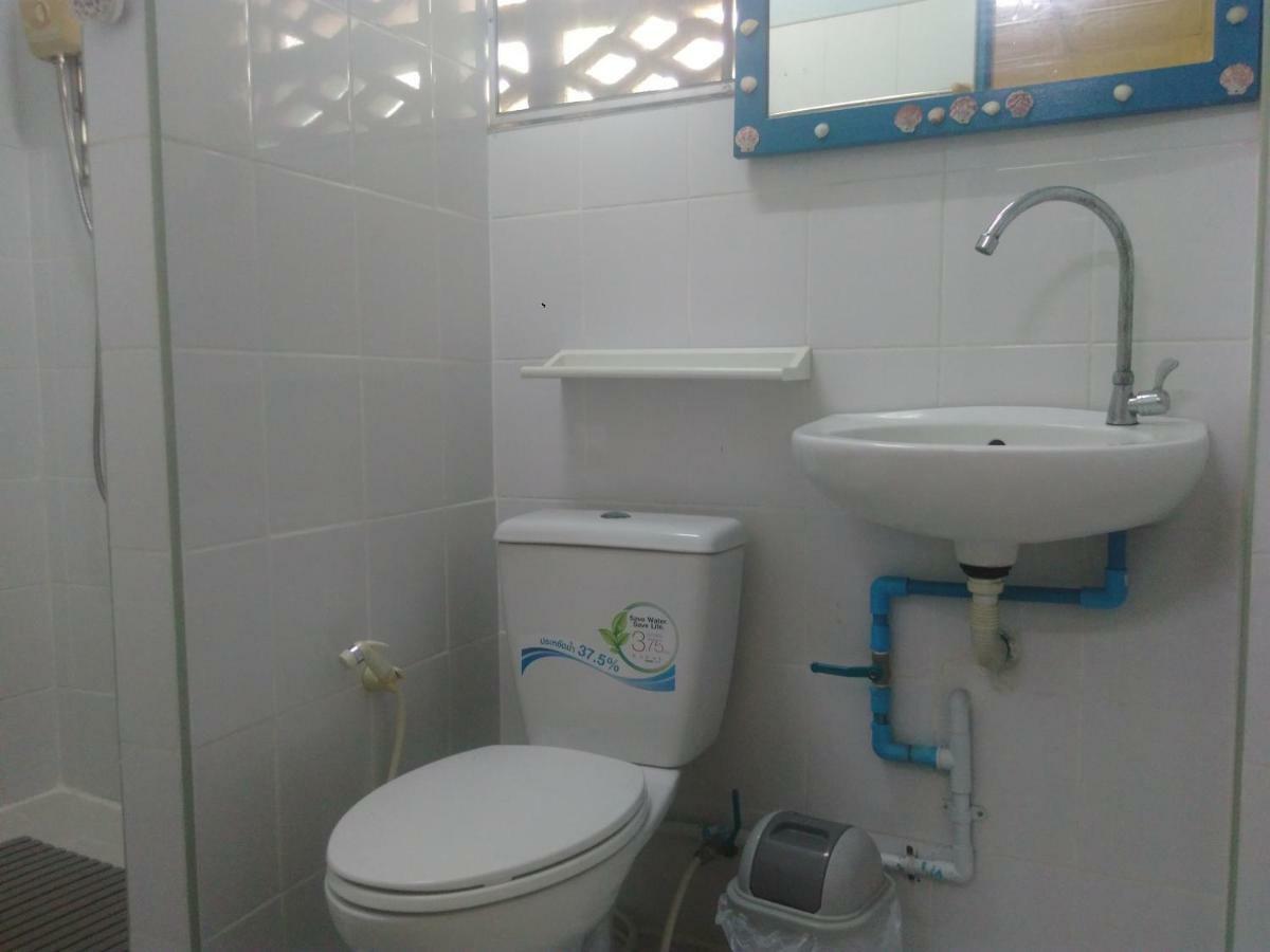 Captain Nemo Guesthouse 코타오 외부 사진