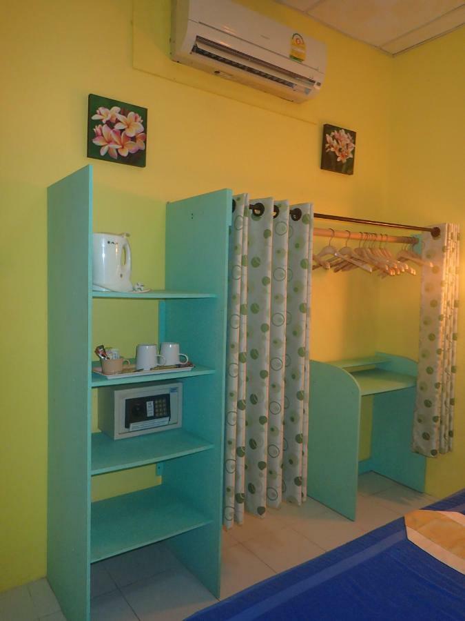 Captain Nemo Guesthouse 코타오 외부 사진