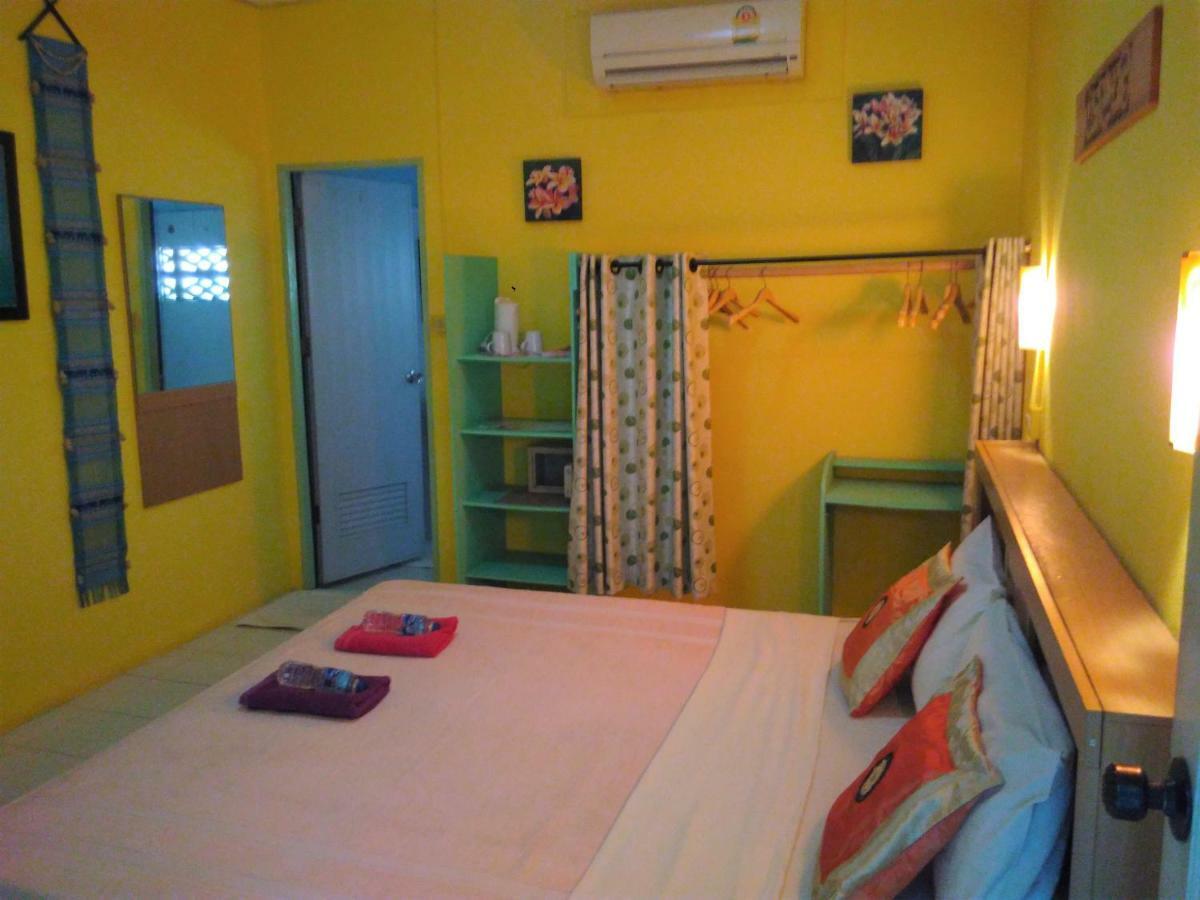 Captain Nemo Guesthouse 코타오 외부 사진