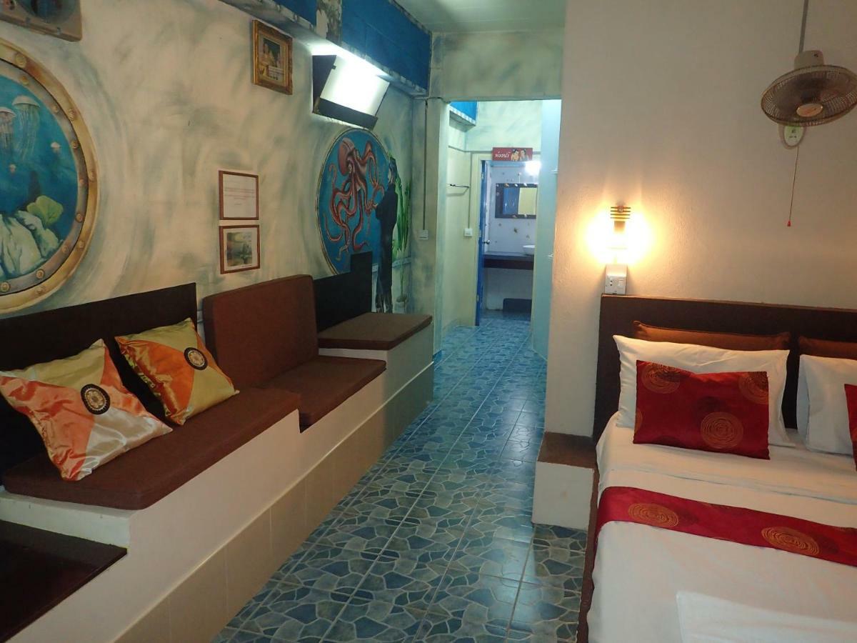 Captain Nemo Guesthouse 코타오 외부 사진