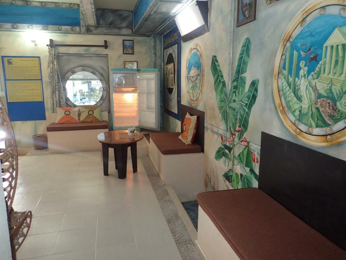 Captain Nemo Guesthouse 코타오 외부 사진