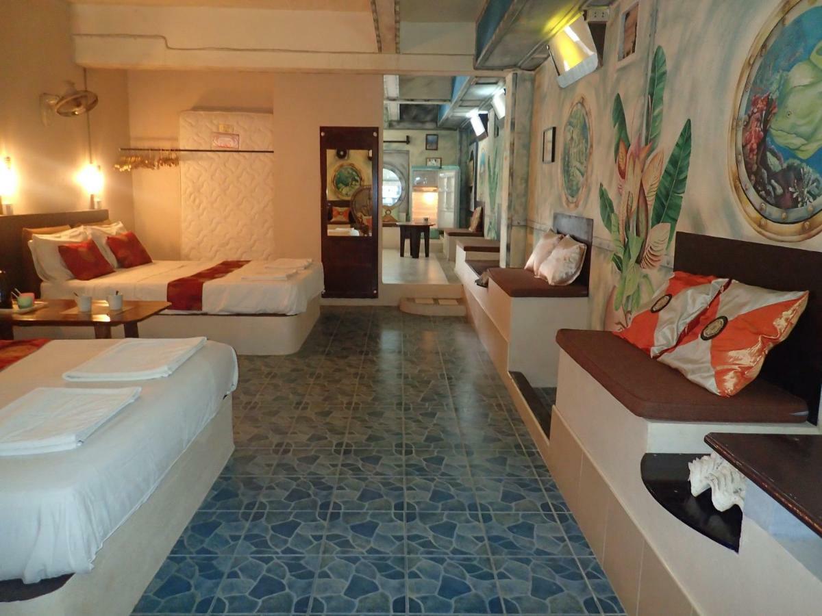 Captain Nemo Guesthouse 코타오 외부 사진