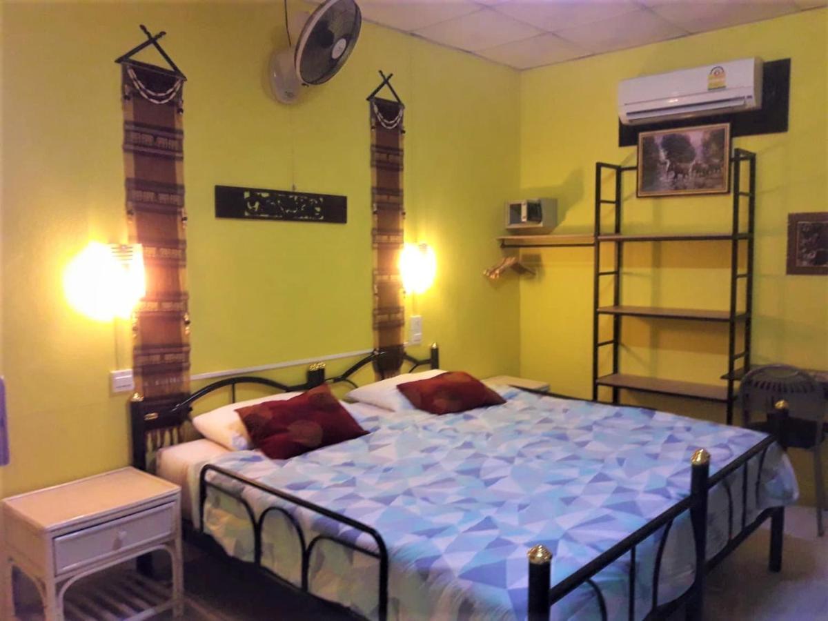 Captain Nemo Guesthouse 코타오 외부 사진