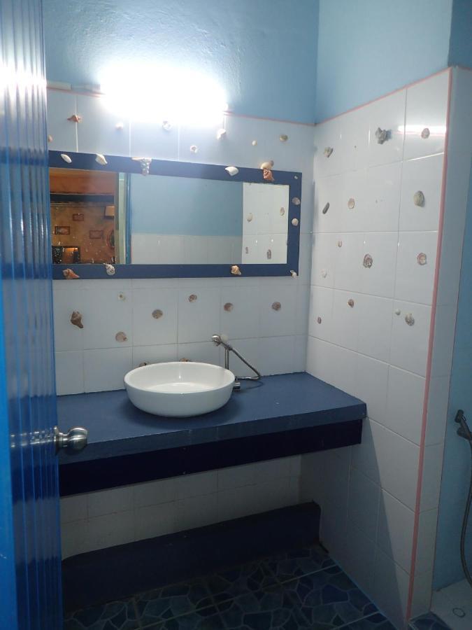Captain Nemo Guesthouse 코타오 외부 사진